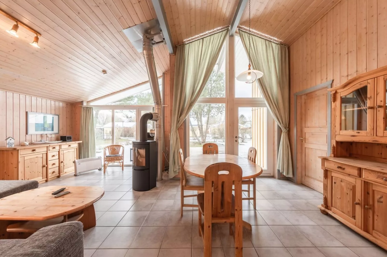 FH Seeschwalbe 231-Woonkamer