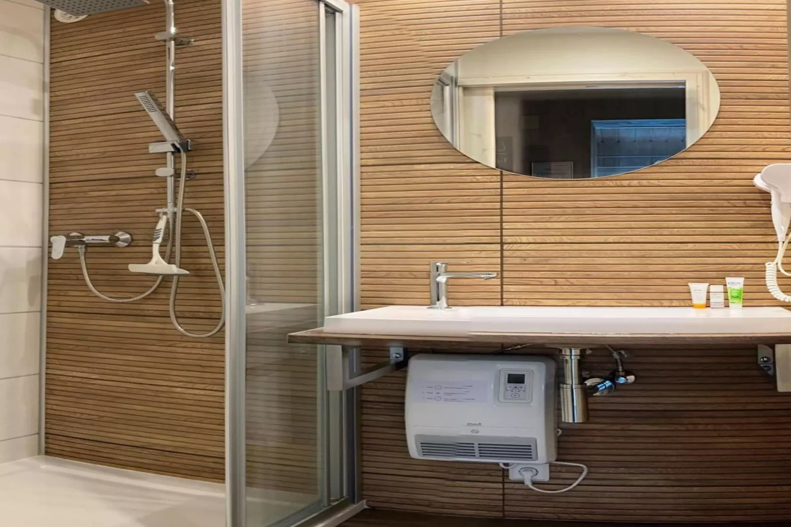 Kormoran 12-Badkamer