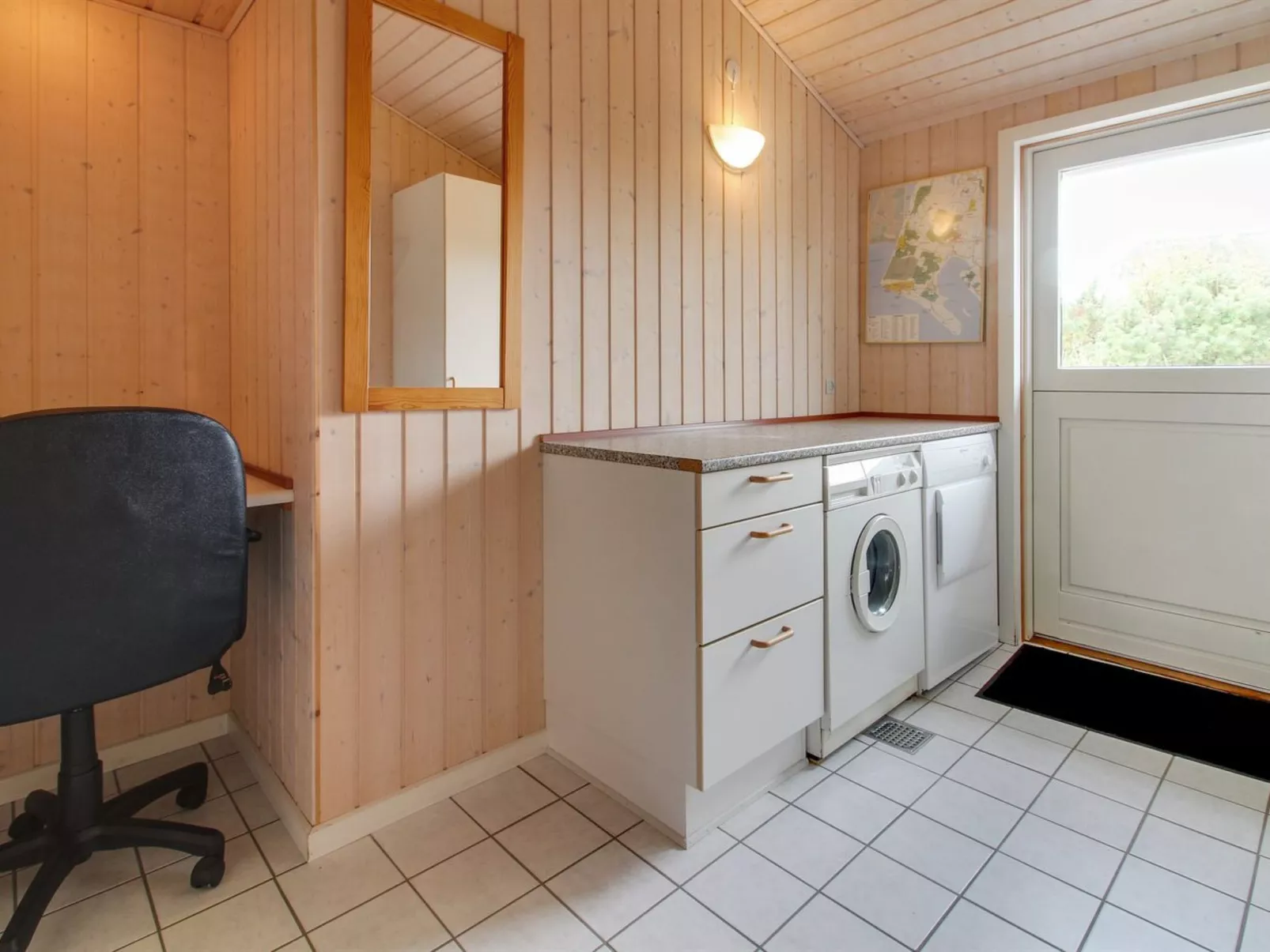 "Ottar" - 400m from the sea-Binnen