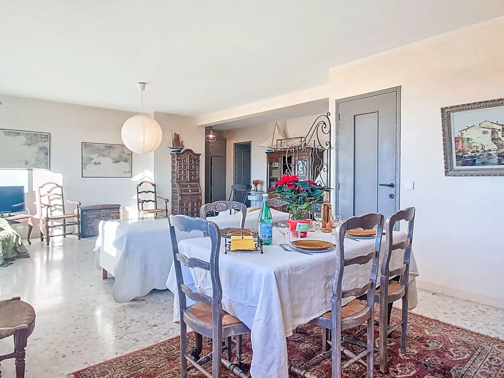 Baie du Soleil-Binnen