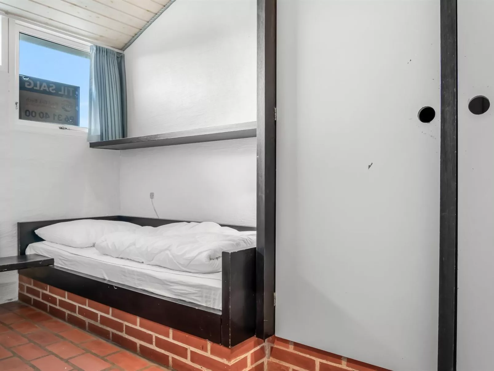 "Edisa" - 50m from the sea-Binnen