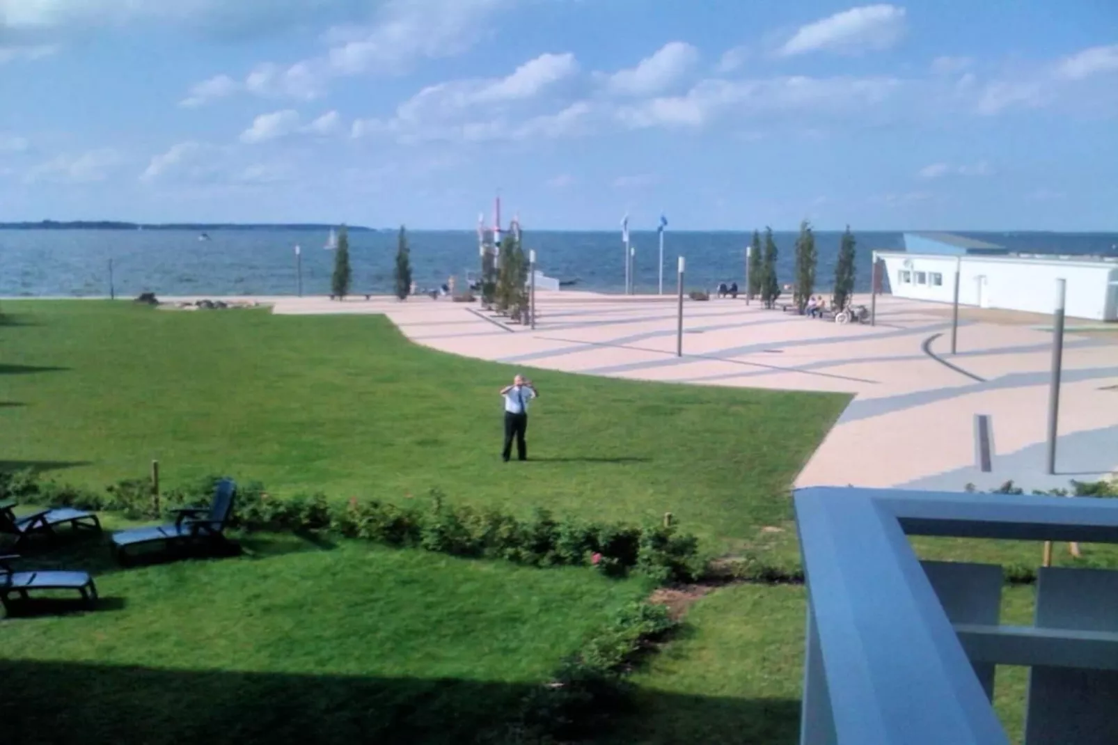 Kapitänsdeck 4 Pers 443-Tuinen zomer