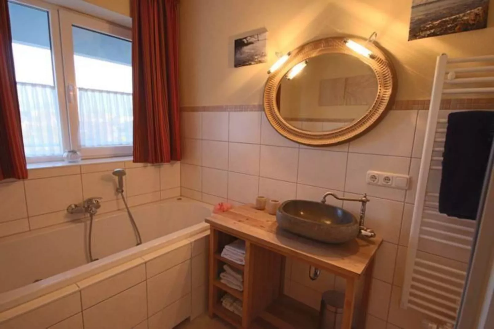 Kapitänsdeck 4 Pers 453-Badkamer