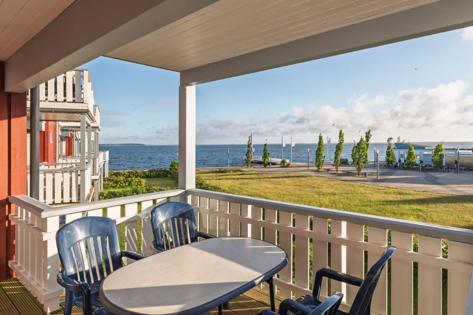 Mitteldeck 423-Terrasbalkon