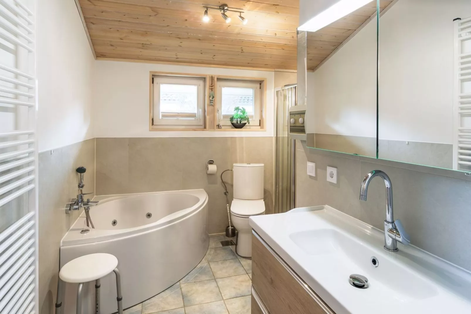 FH Seeschwalbe 219-Badkamer