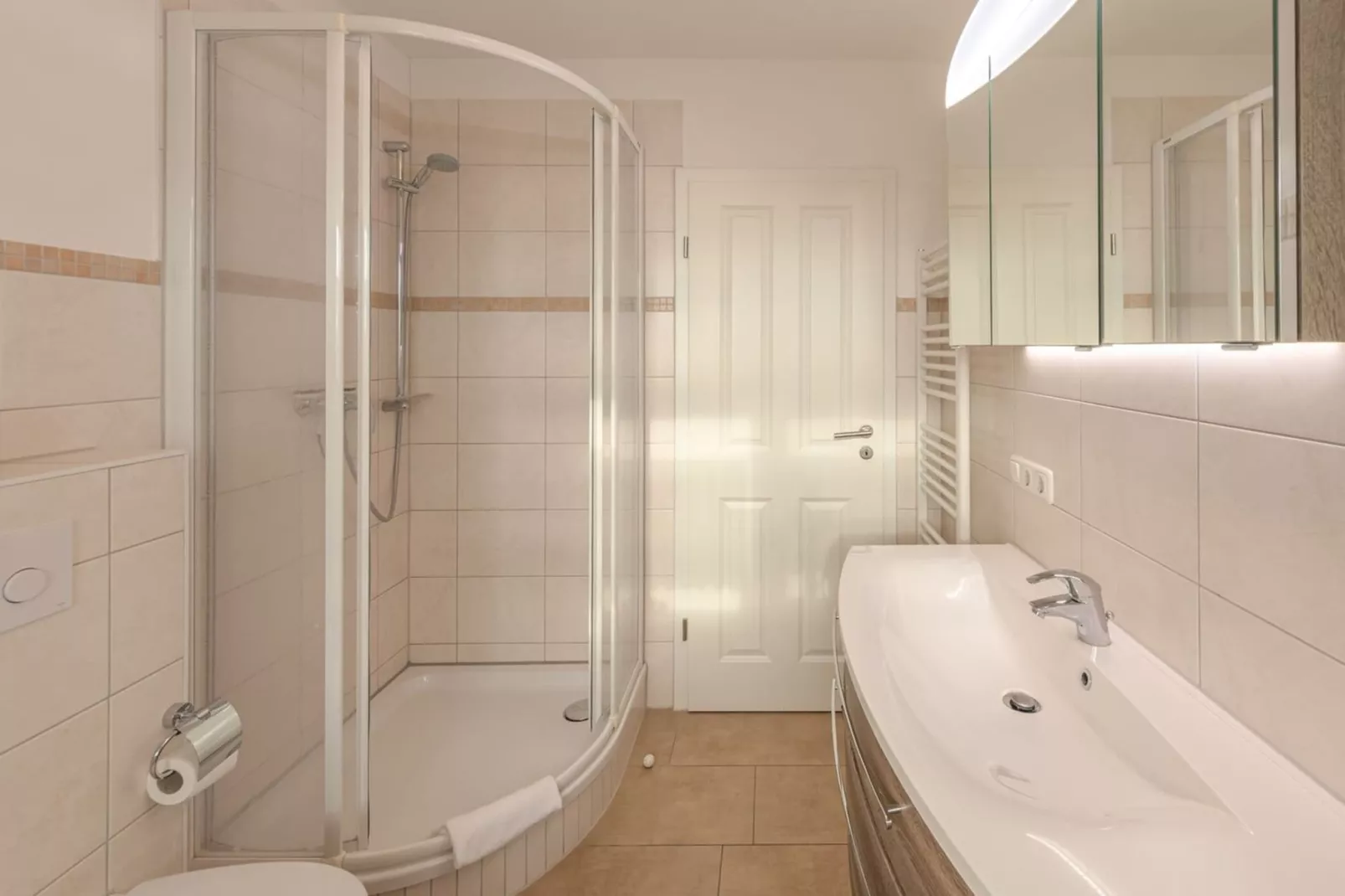 Kapitänsdeck 6 Pers 534-Badkamer