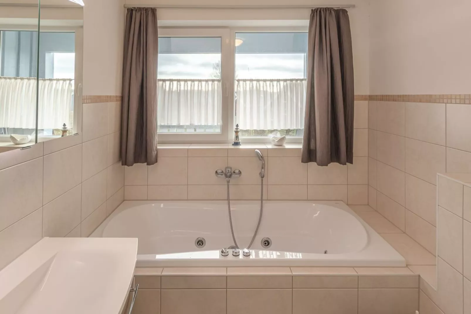 Kapitänsdeck 6 Pers 534-Badkamer