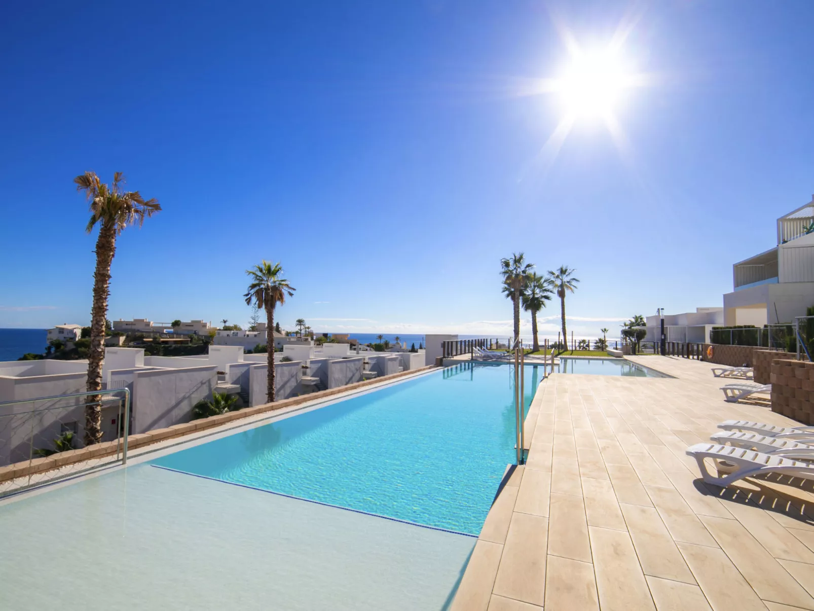 Bolnou Blue Sea-Buiten