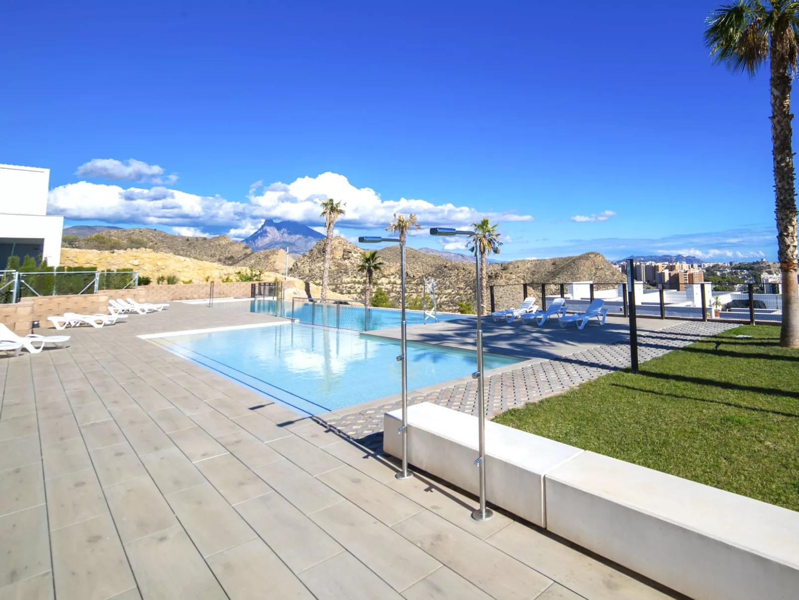 Bolnou Blue Sea-Buiten