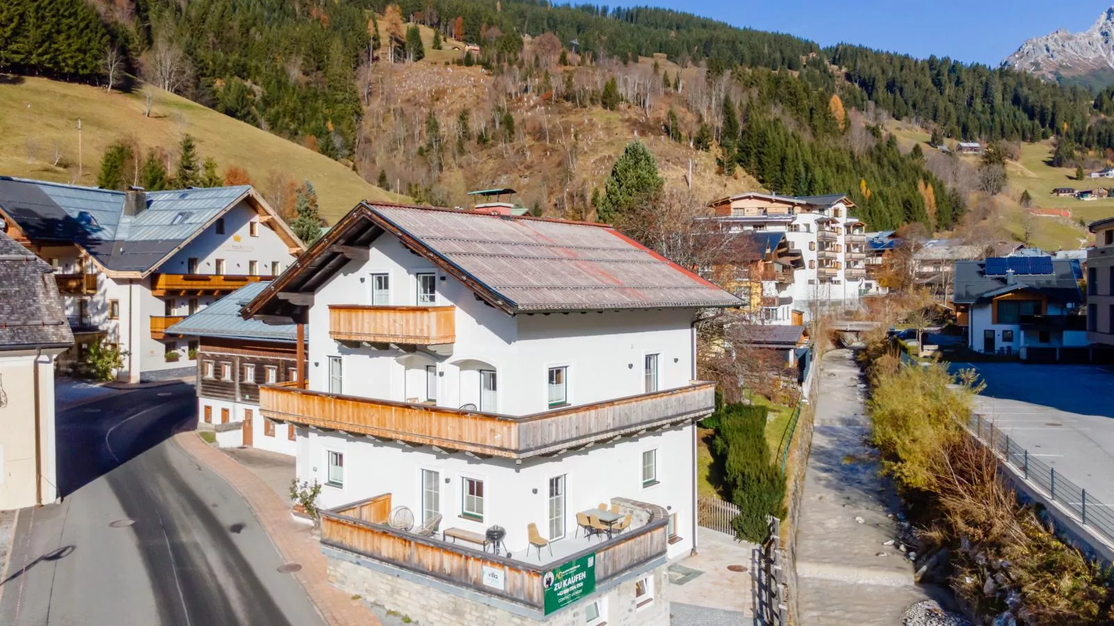 Leni Top 1-Buitenkant zomer