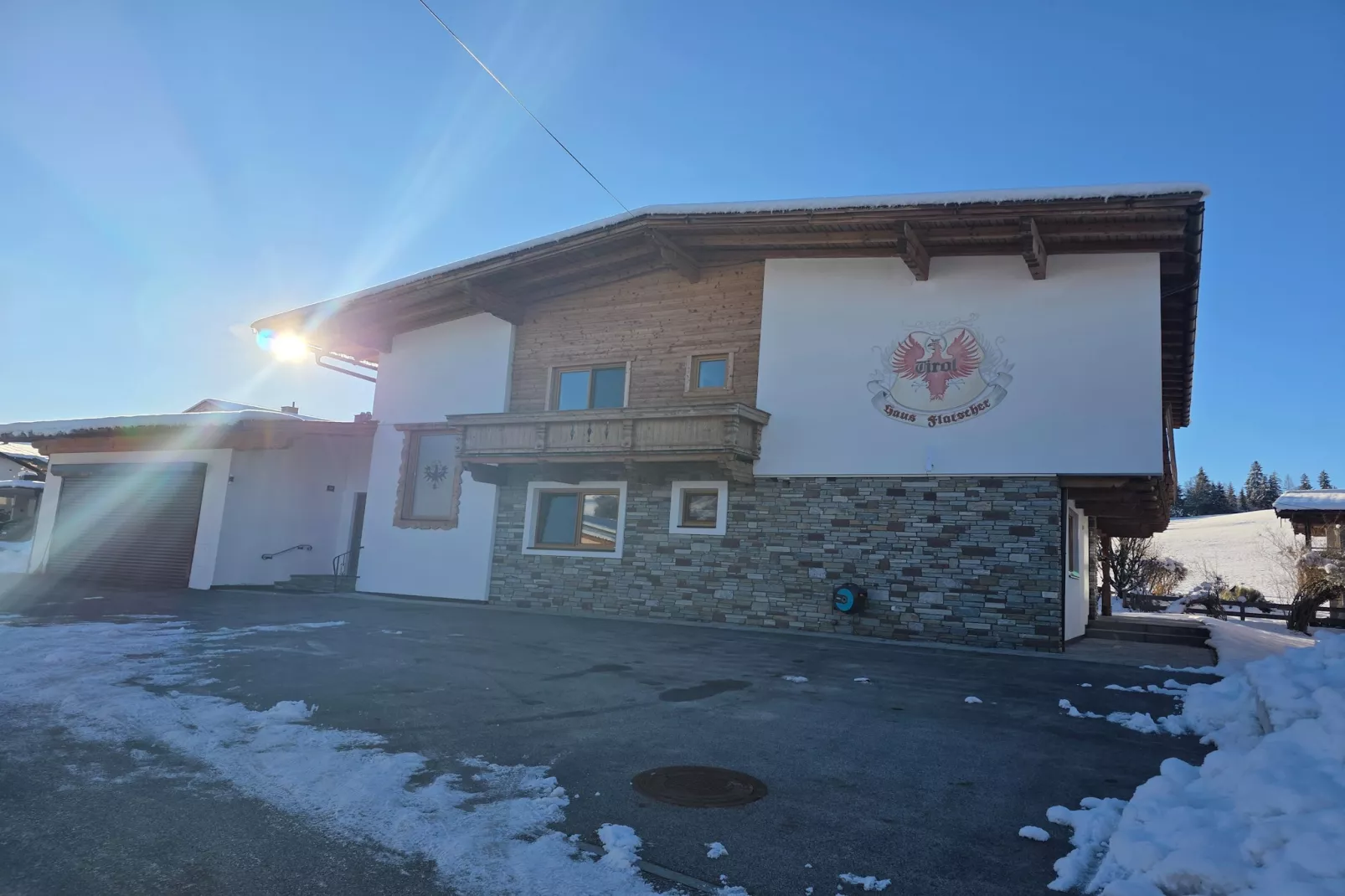 Gästehaus Flatscher-Exterieur winter