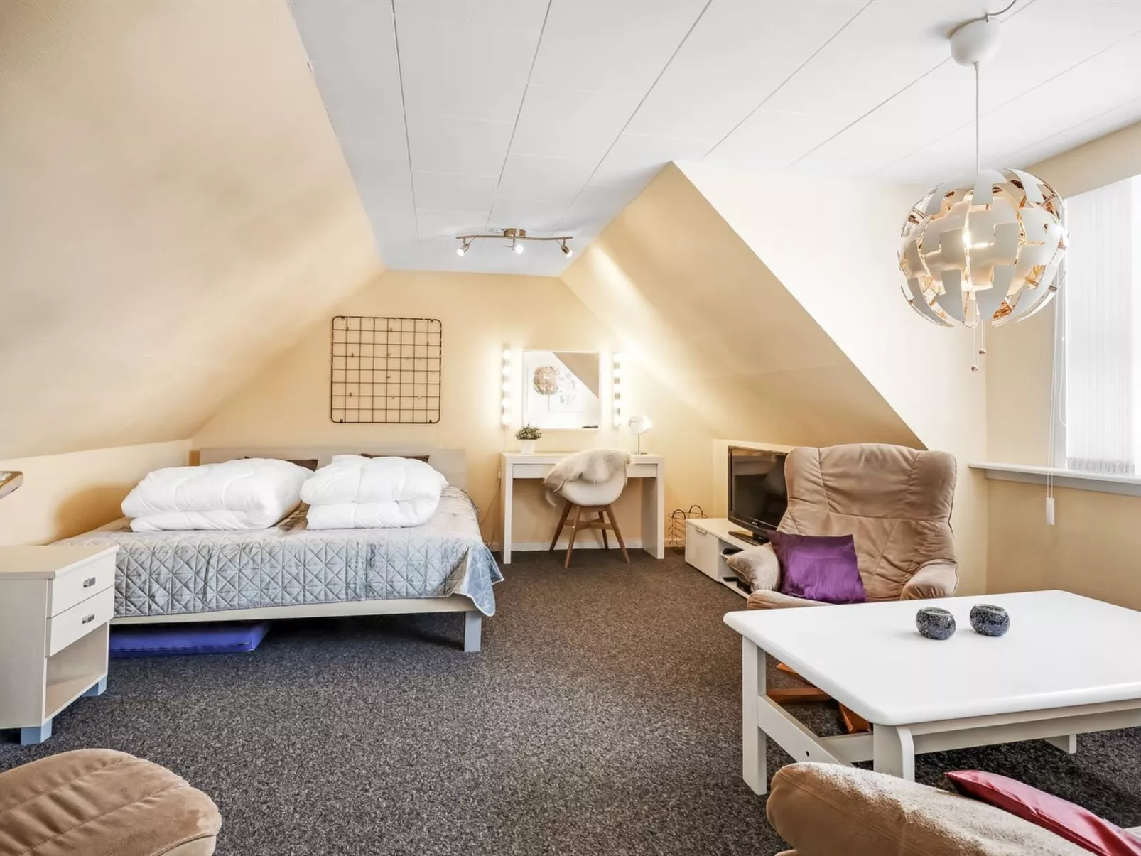 "Veronica" - 700m from the sea-Binnen