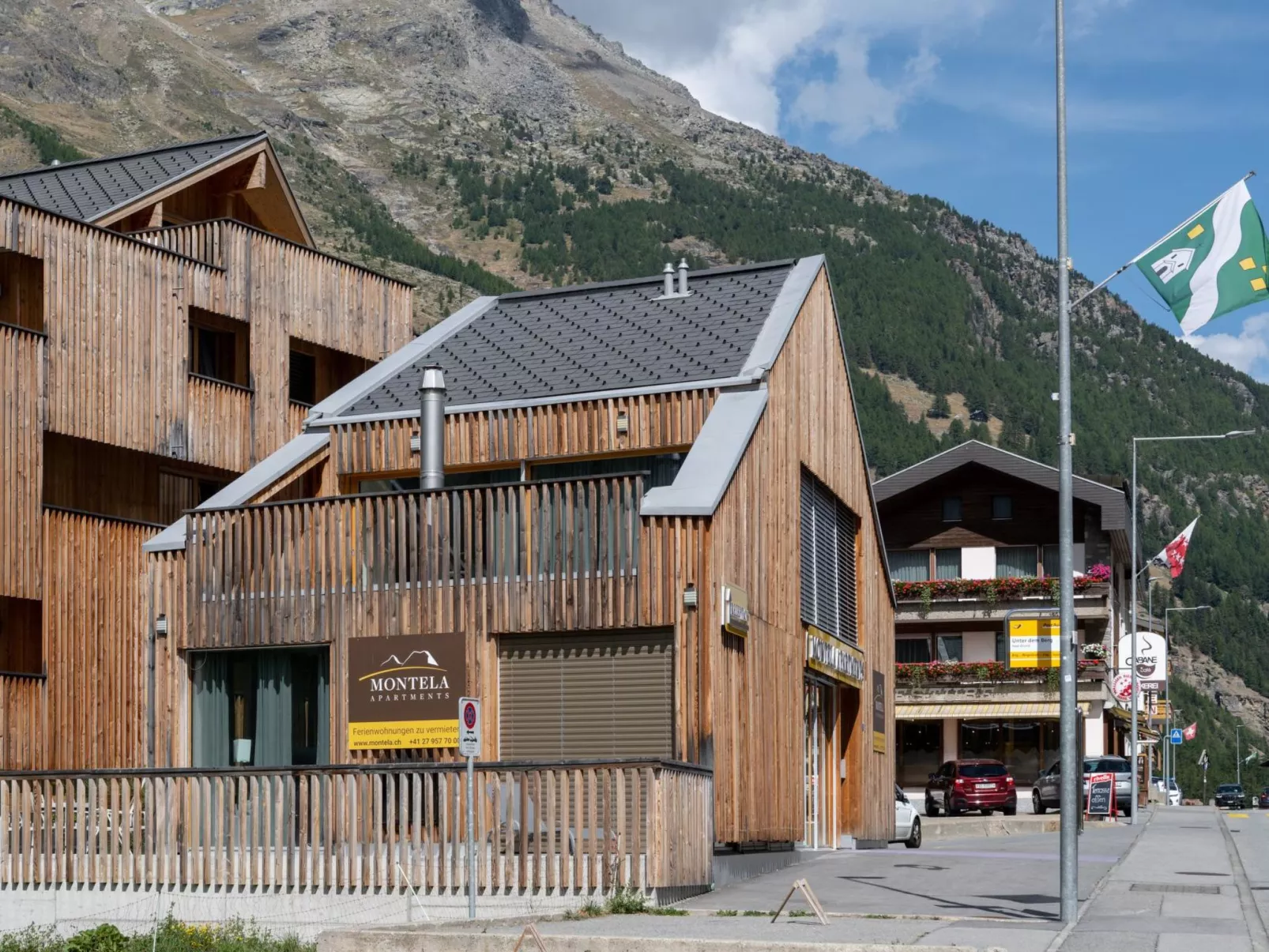 Montela Pavillon - Holiday Stay