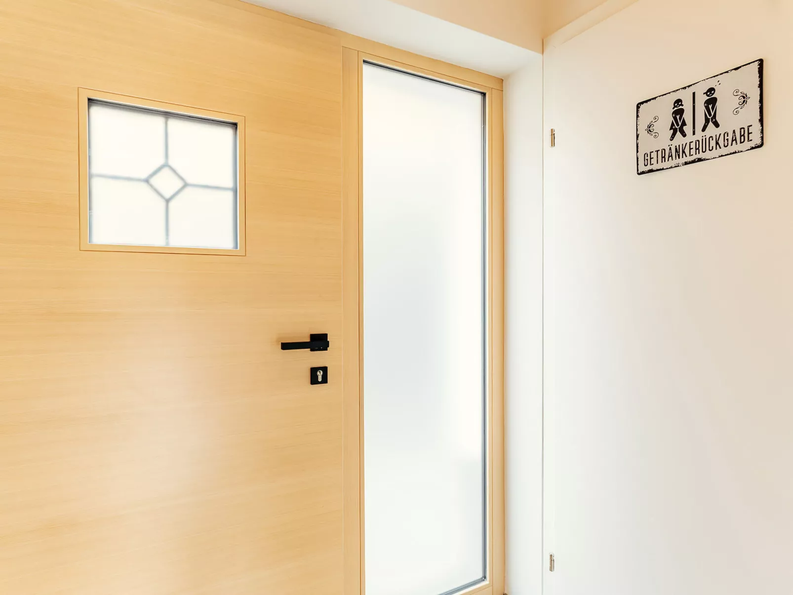 Chalet Nr. 1 mit 2 Schlafzimmern und Sauna-Binnen