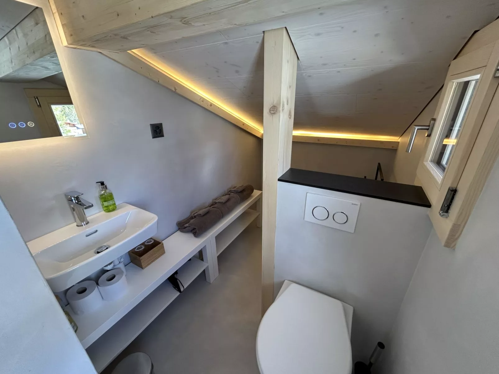 Alpenchalet Haldeli Dachwohnung-Binnen