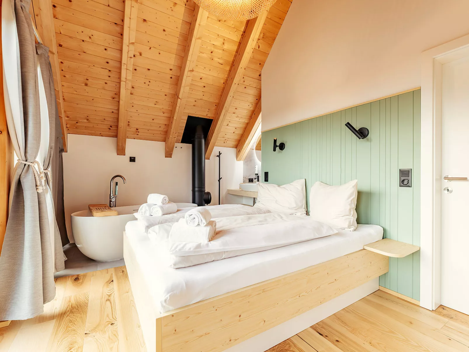 Chalet Nr. 4 mit 2 Schlafzimmern und Sauna-Binnen