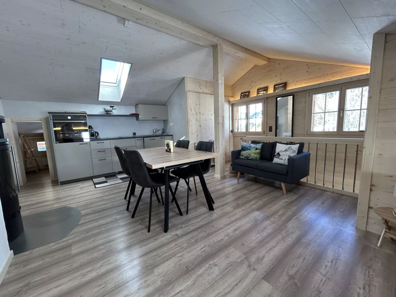 Alpenchalet Haldeli Dachwohnung-Binnen