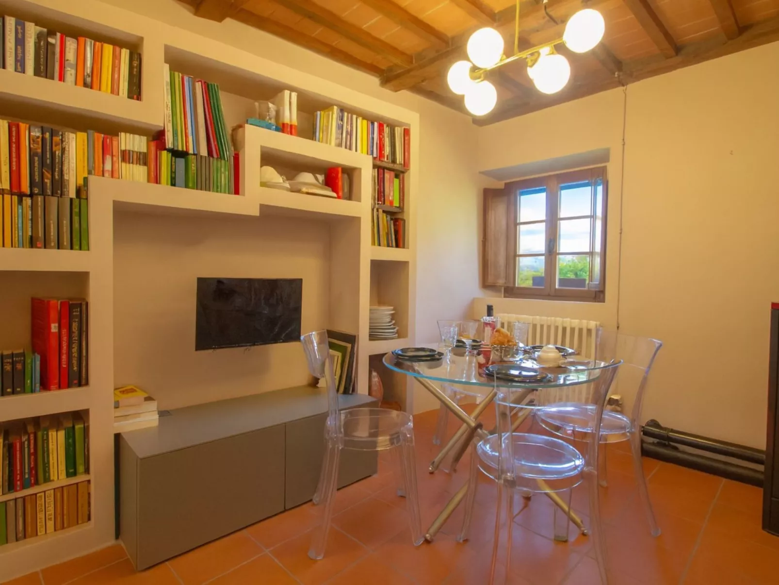 Il Frassino del Borgo di Ghiora-Binnen