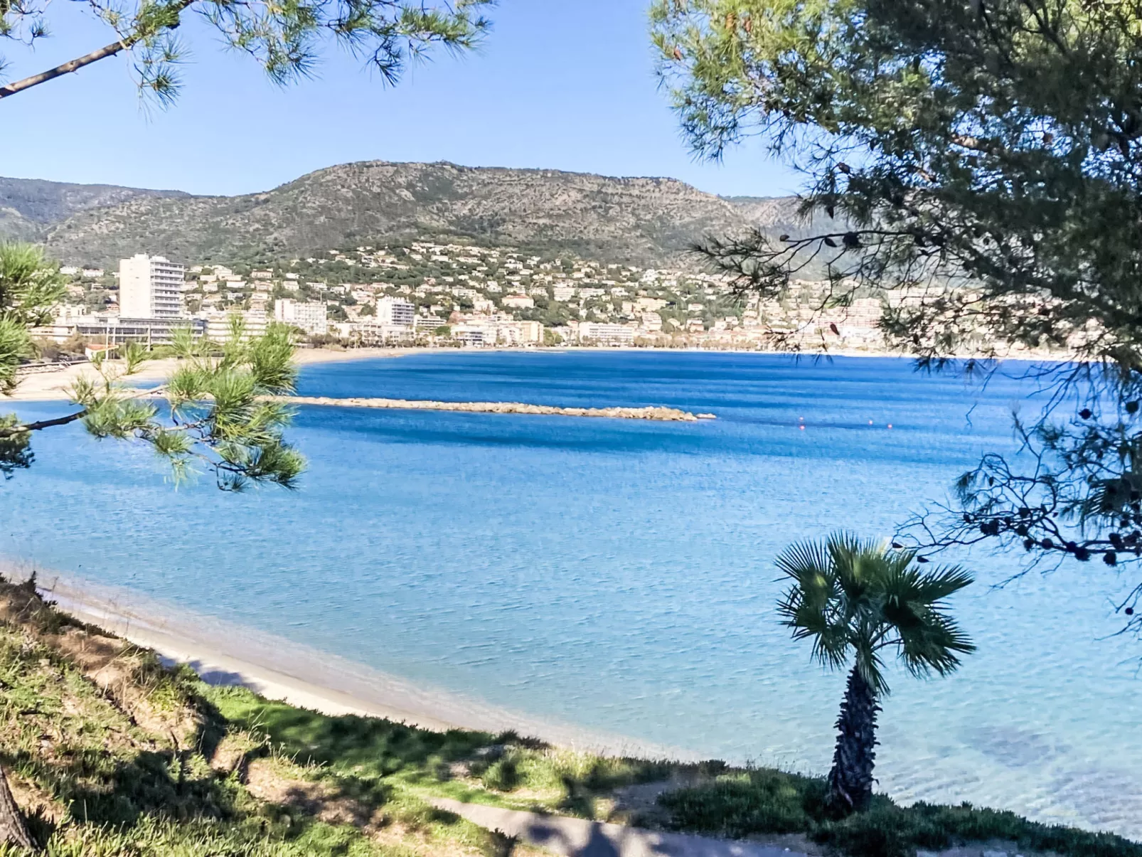Les Pins Parasols-Buiten