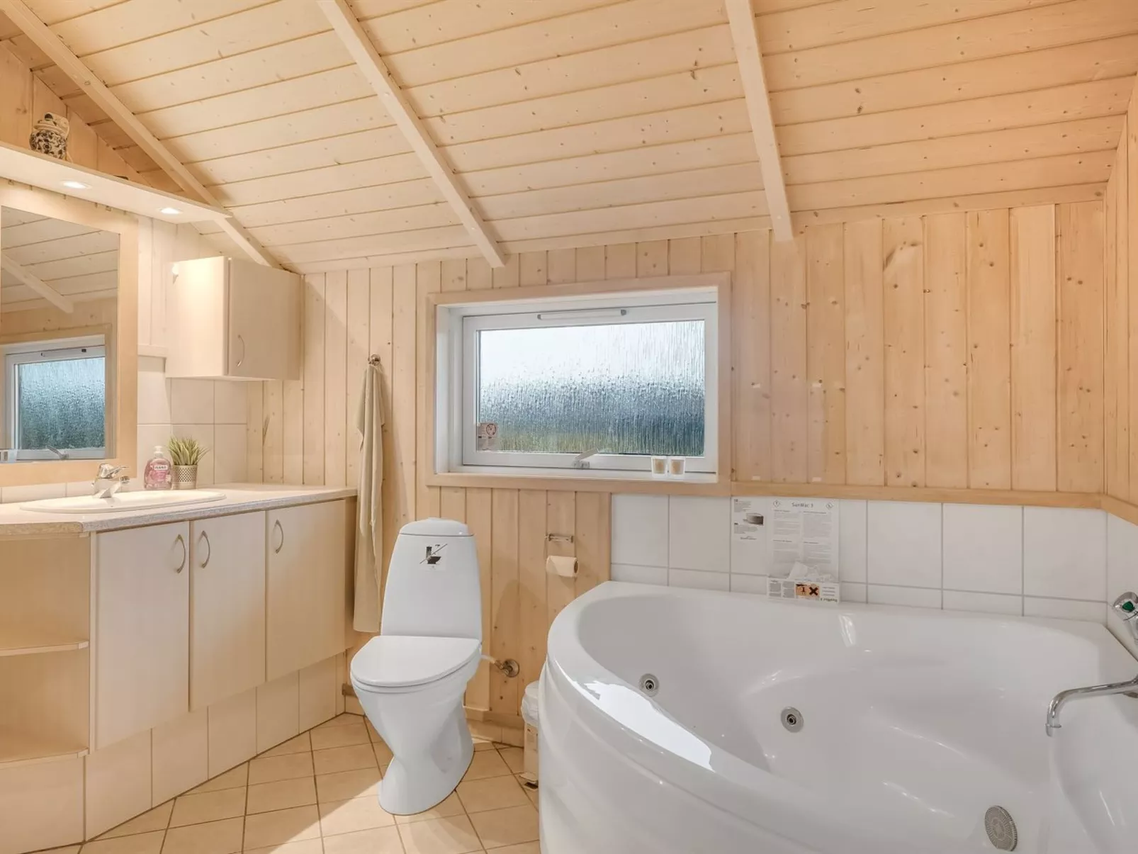 "Bryngeir" - 100m from the sea-Binnen