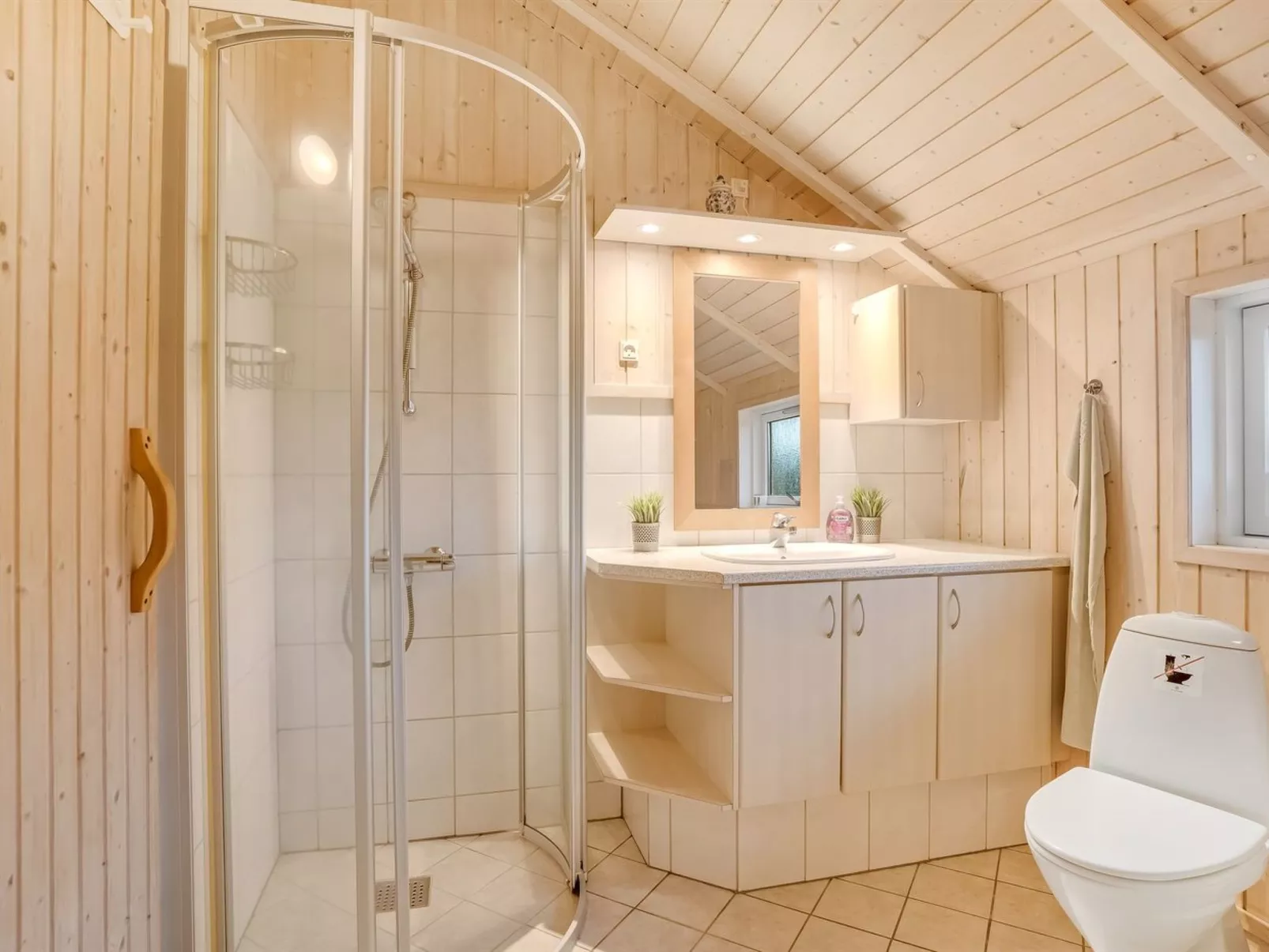 "Bryngeir" - 100m from the sea-Binnen