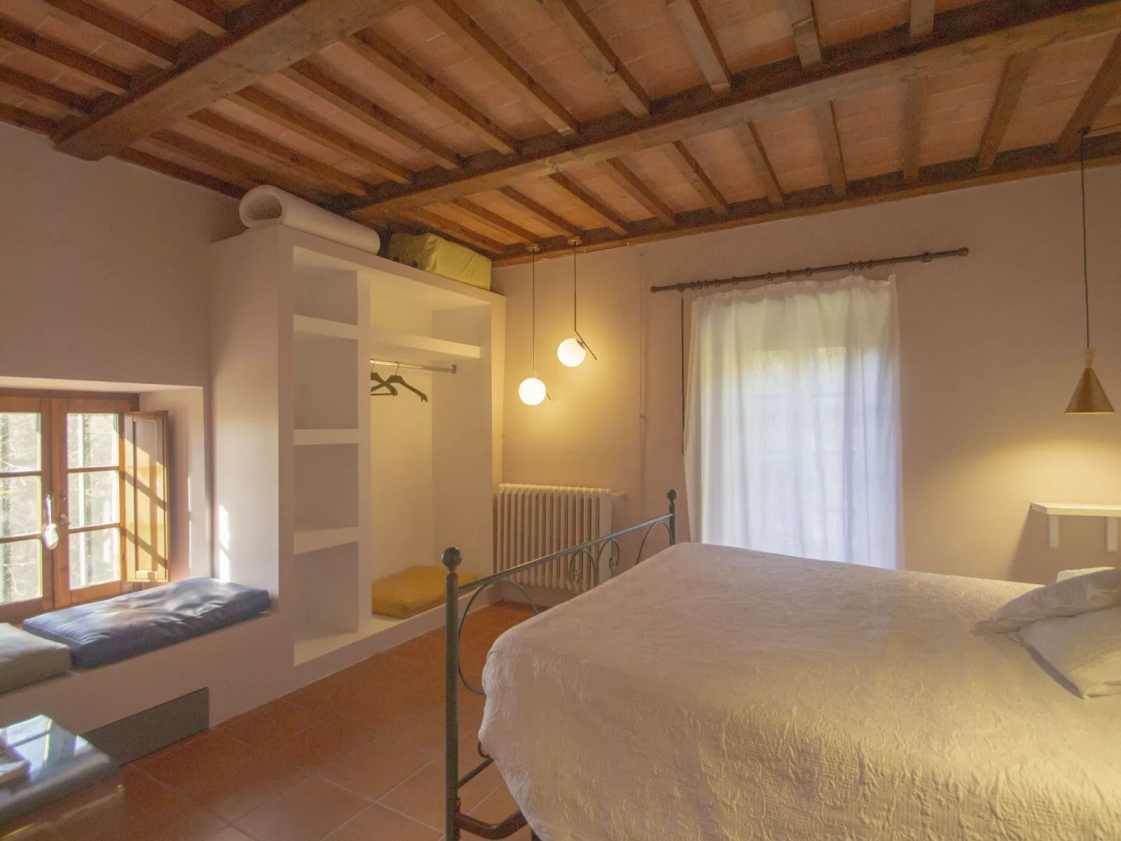 Il Frassino del Borgo di Ghiora-Binnen