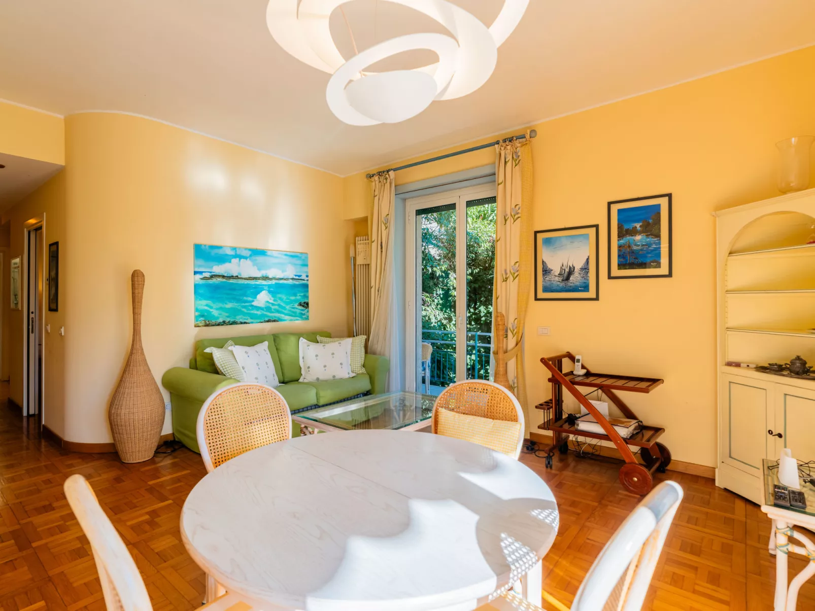 Sunshine Dreams-Binnen