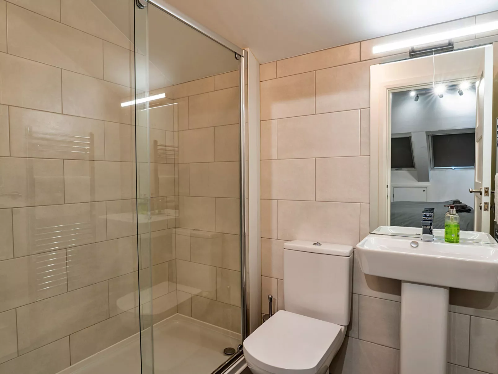 Brunels Reach-Binnen