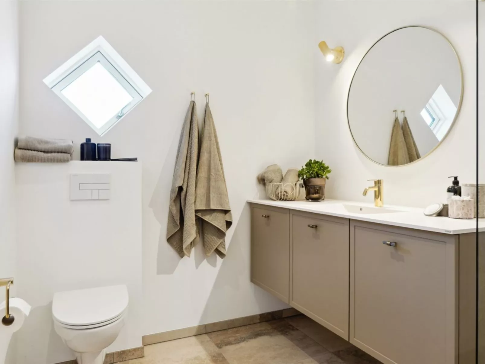 "Eida" - 500m from the sea-Binnen