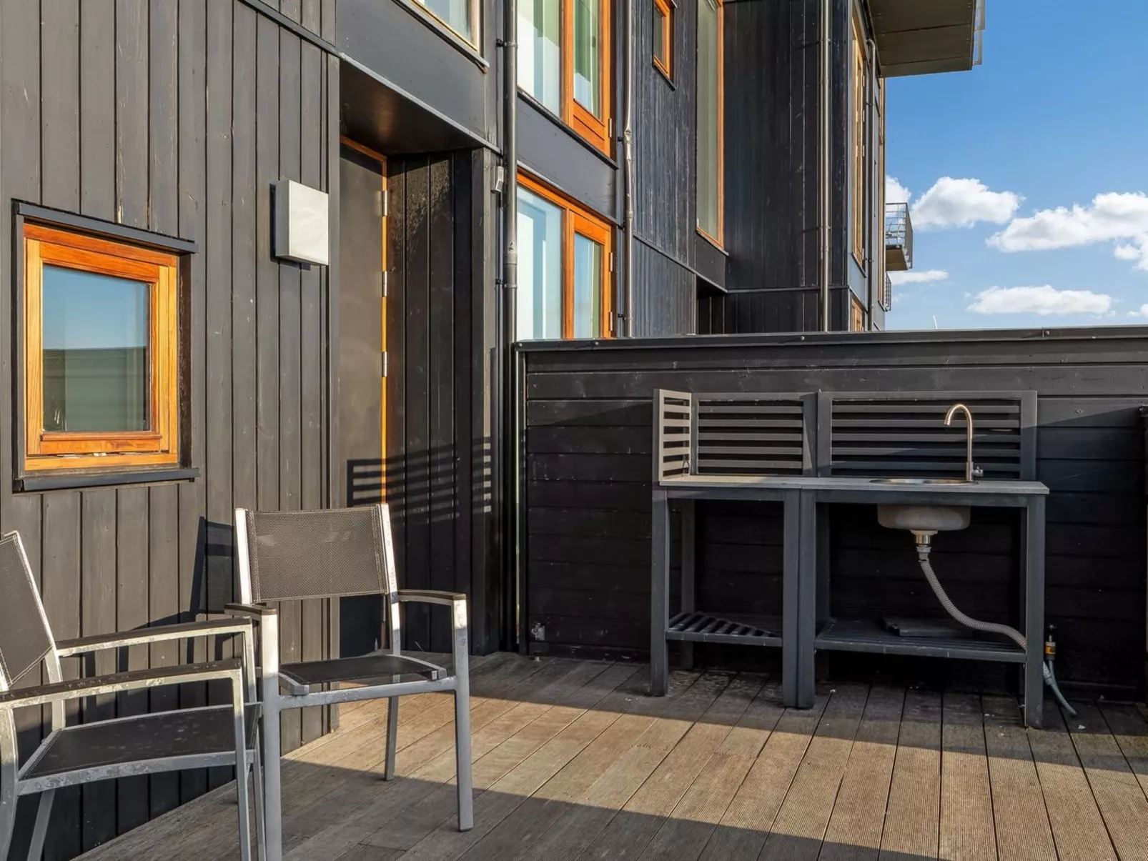 "Saxi" - 650m from the sea-Buiten