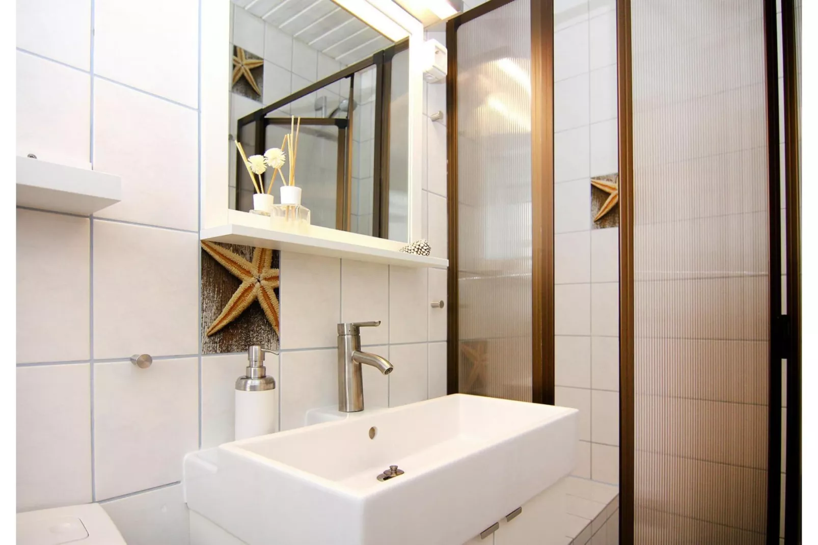 Land and Sea-Badkamer