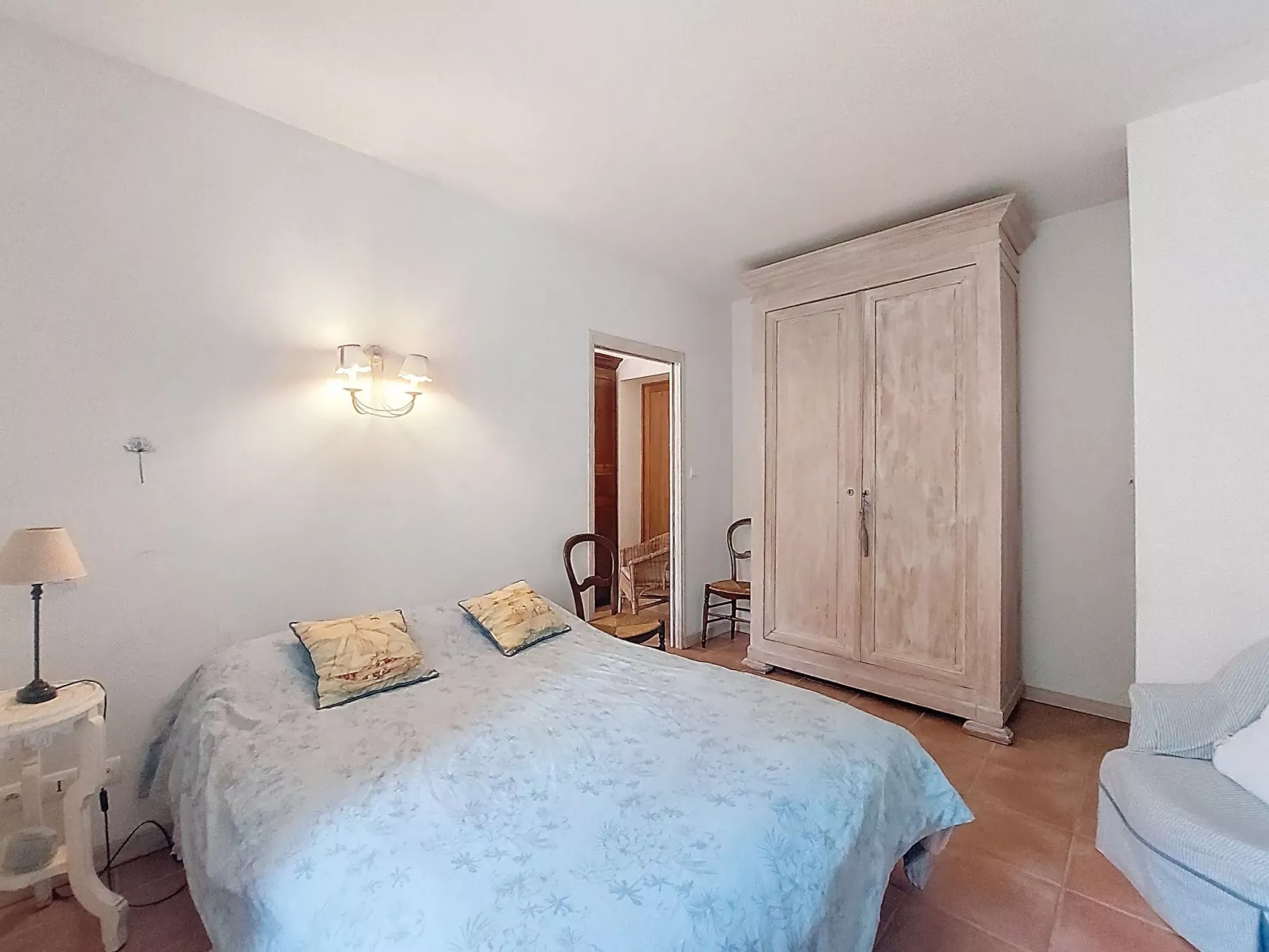 Le Four à Chaux-Binnen