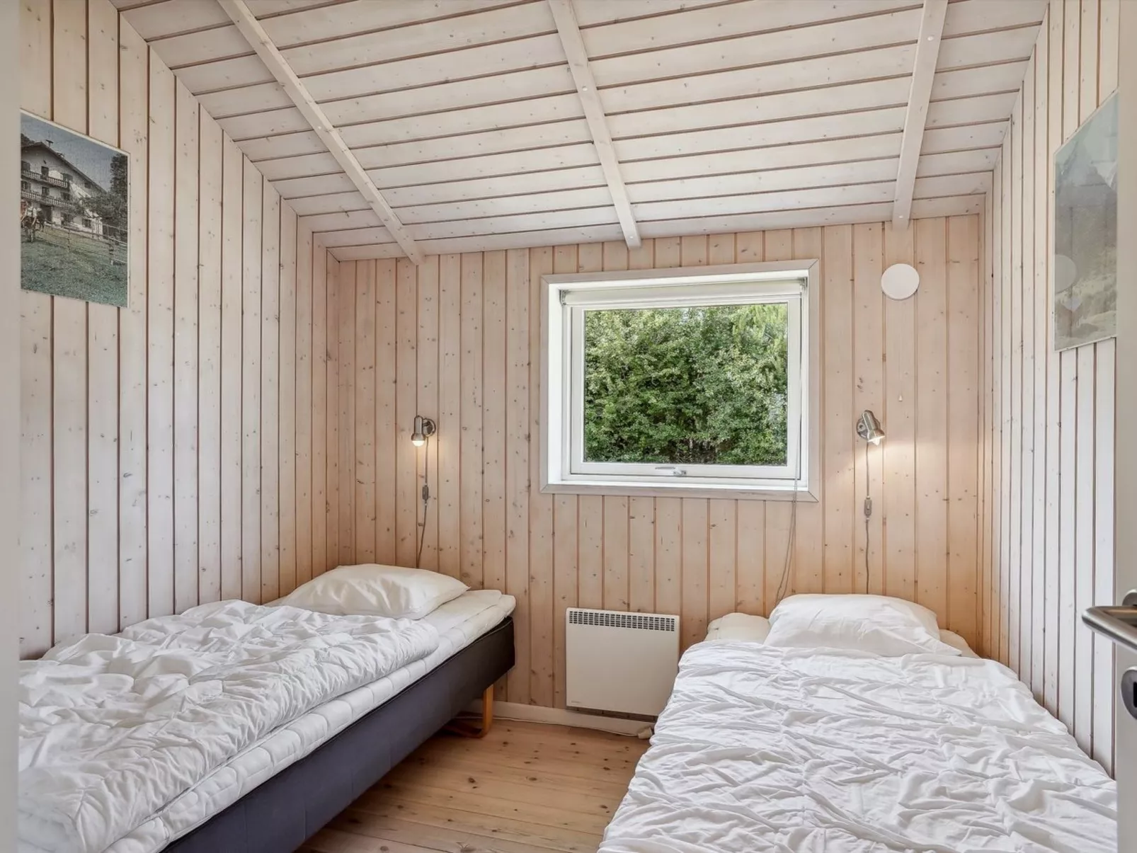 "Hialmar" - 300m from the sea-Binnen