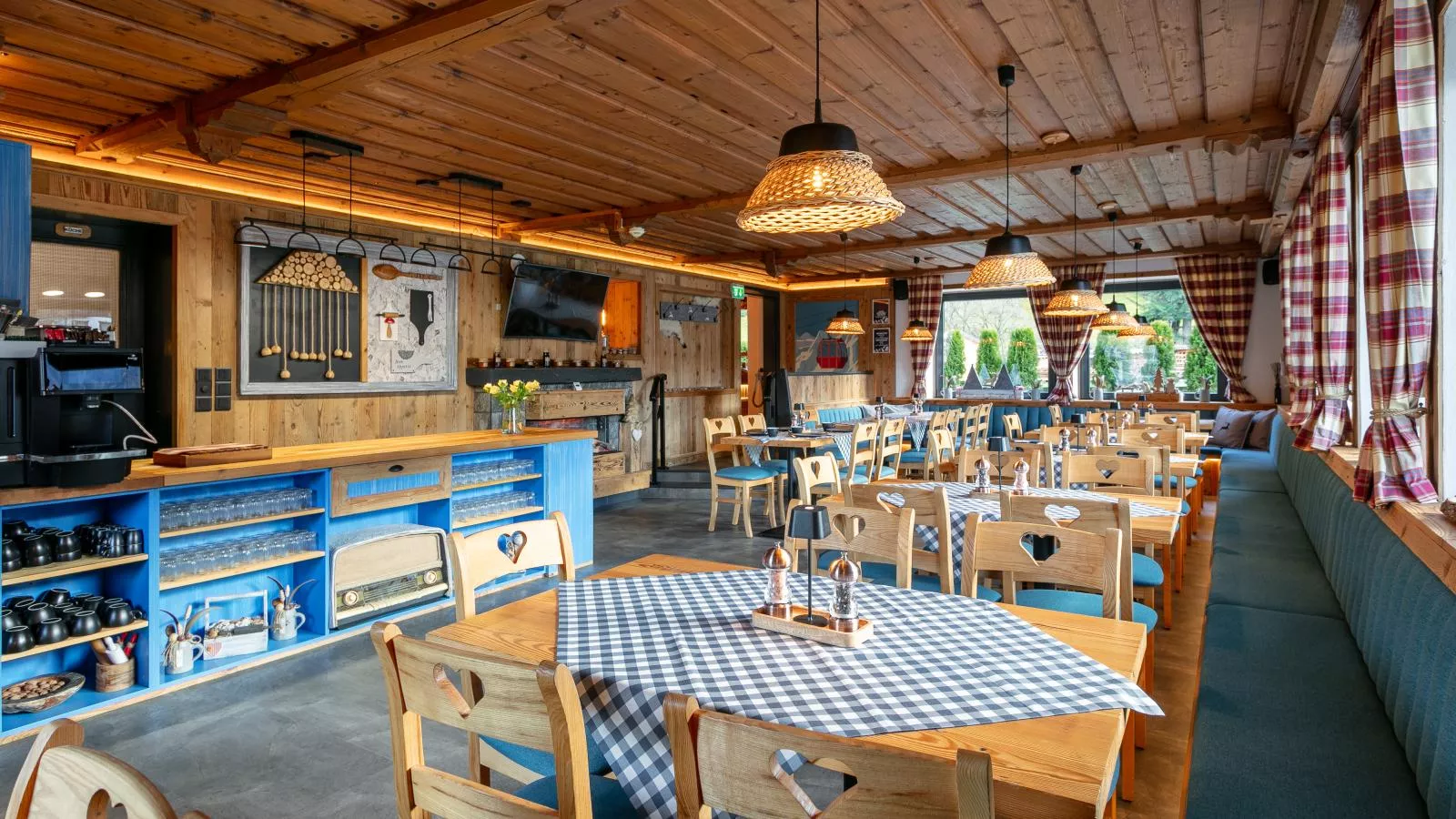 Bergzeit Hollersbach XL-Eetkamer