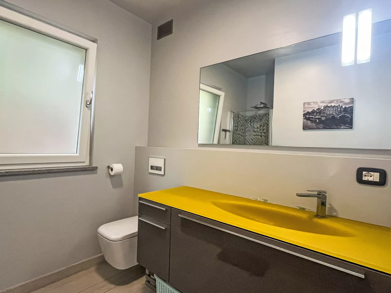 Le radici dell´ulivo-Binnen