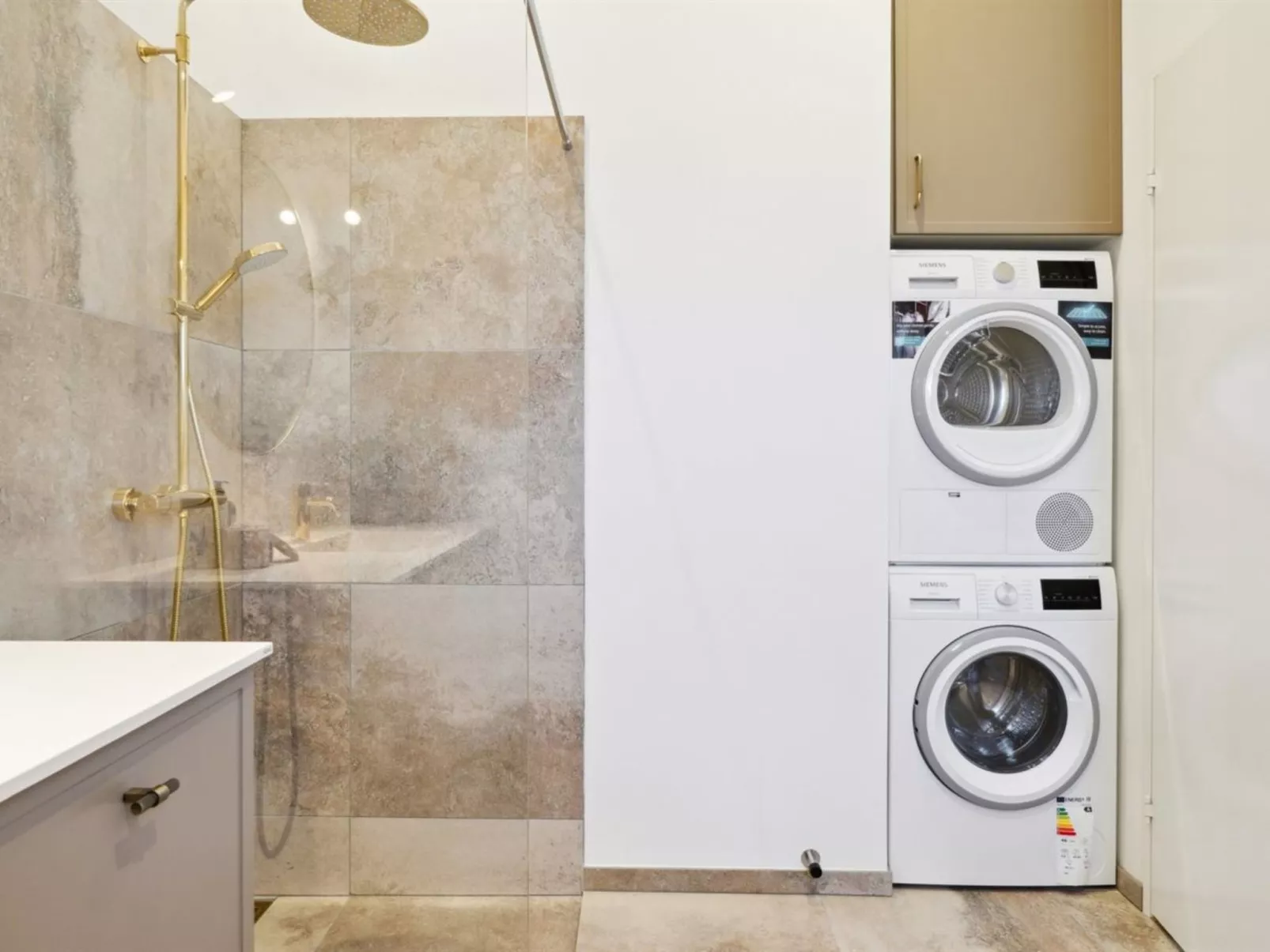 "Eida" - 500m from the sea-Binnen