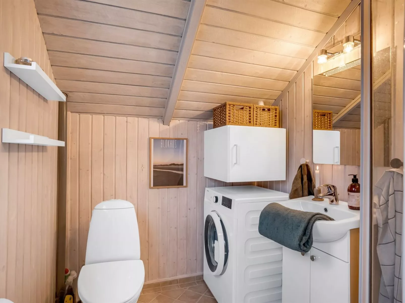 "Ejla" - 600m from the sea-Binnen