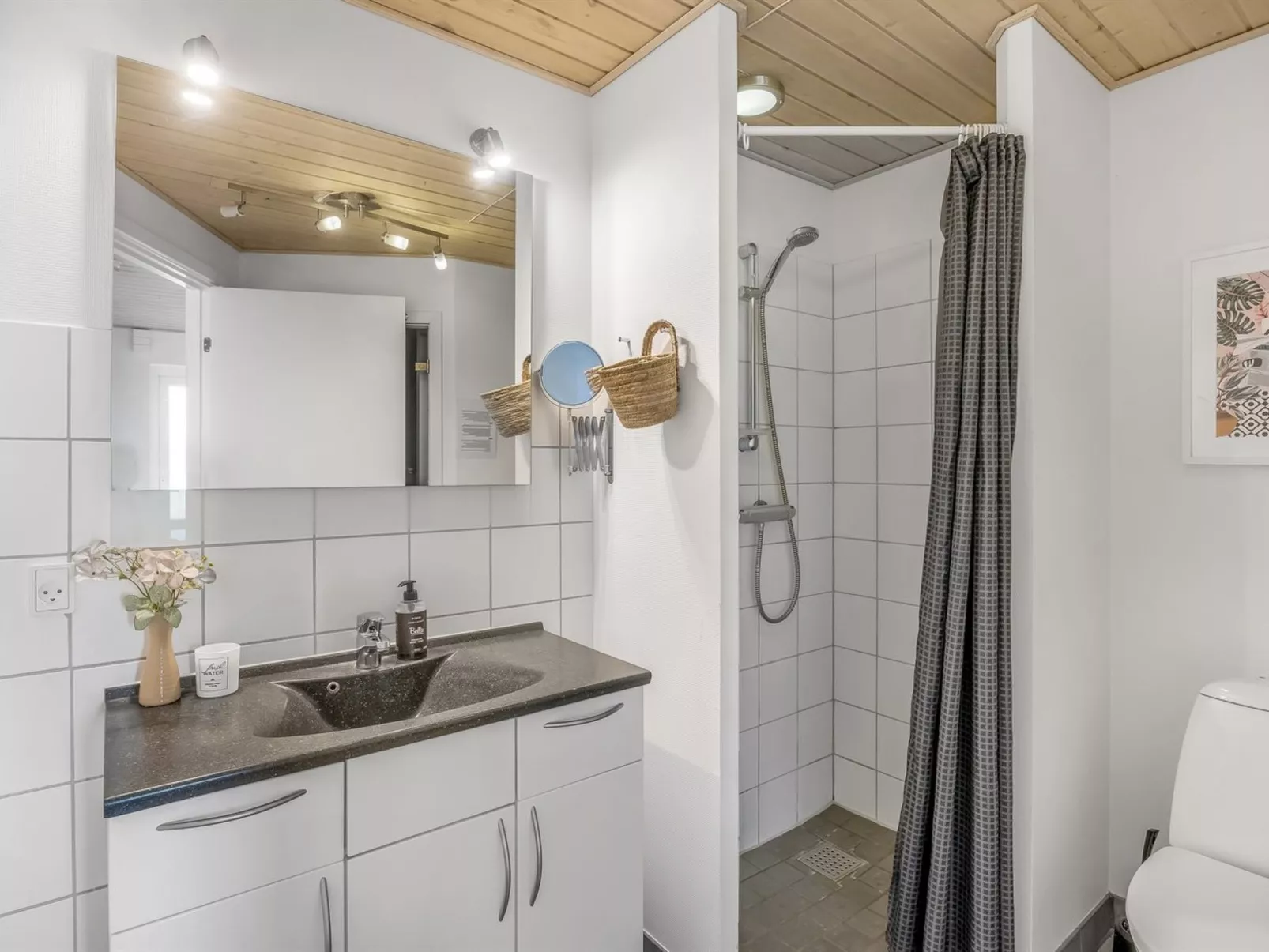 "Andersine" - 1km from the sea-Binnen