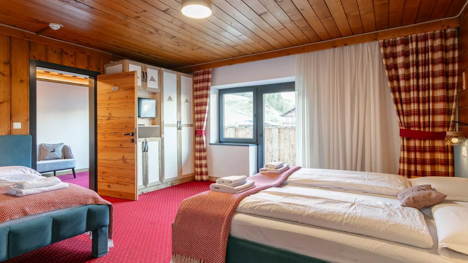 Bergzeit Hollersbach L-Slaapkamer