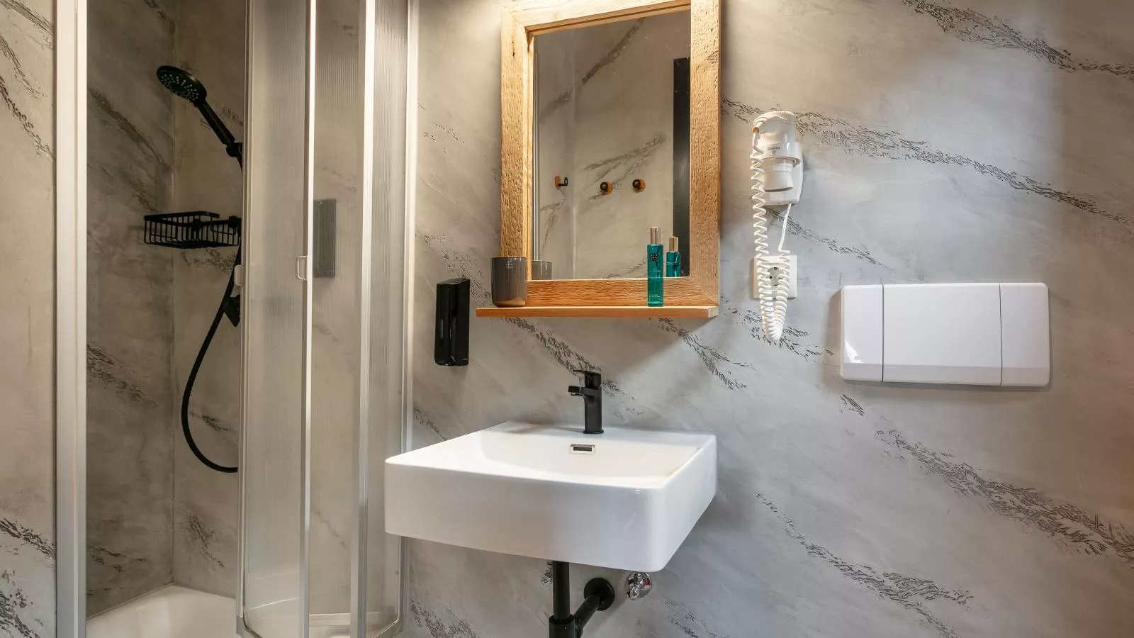 Bergzeit Hollersbach XL-Badkamer