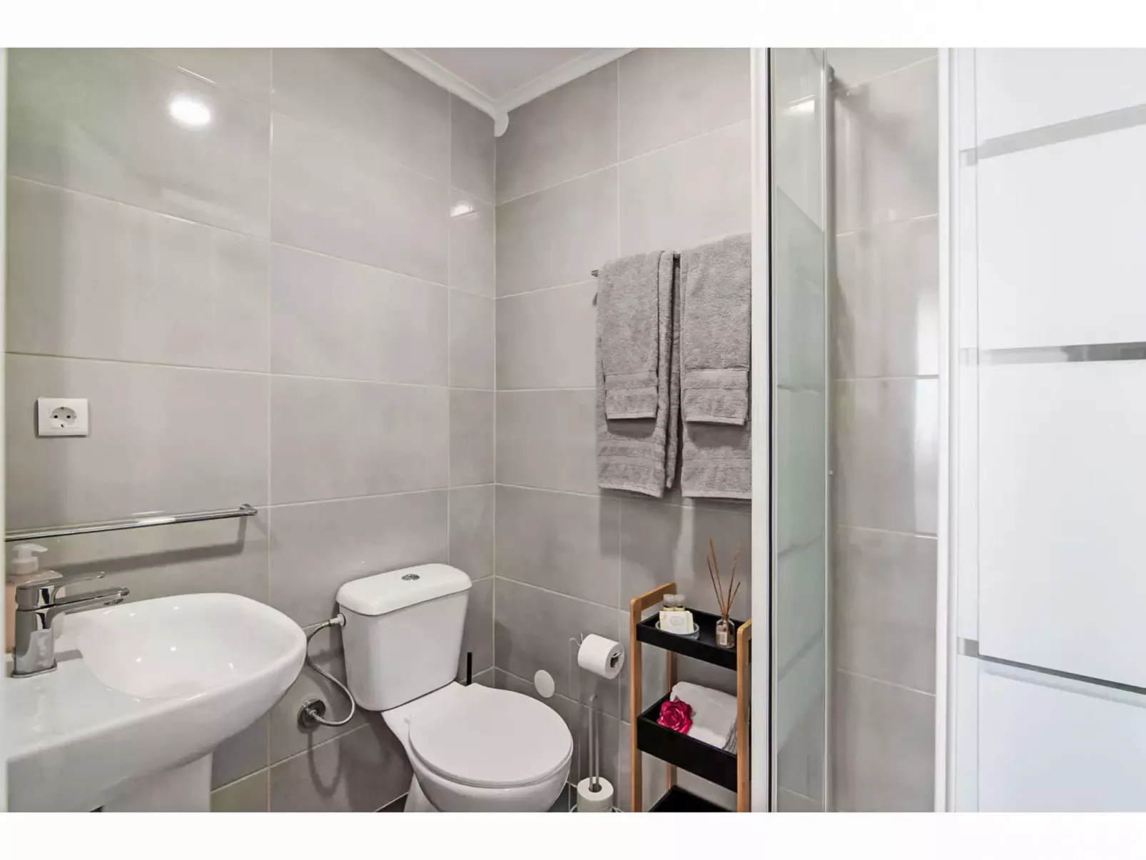 W Marina - Sunny Way-Binnen