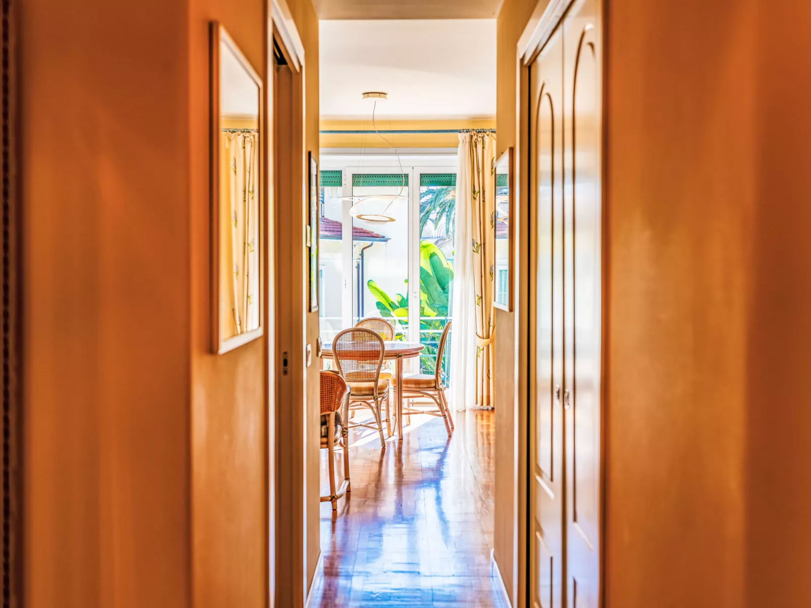 Sunshine Dreams-Binnen