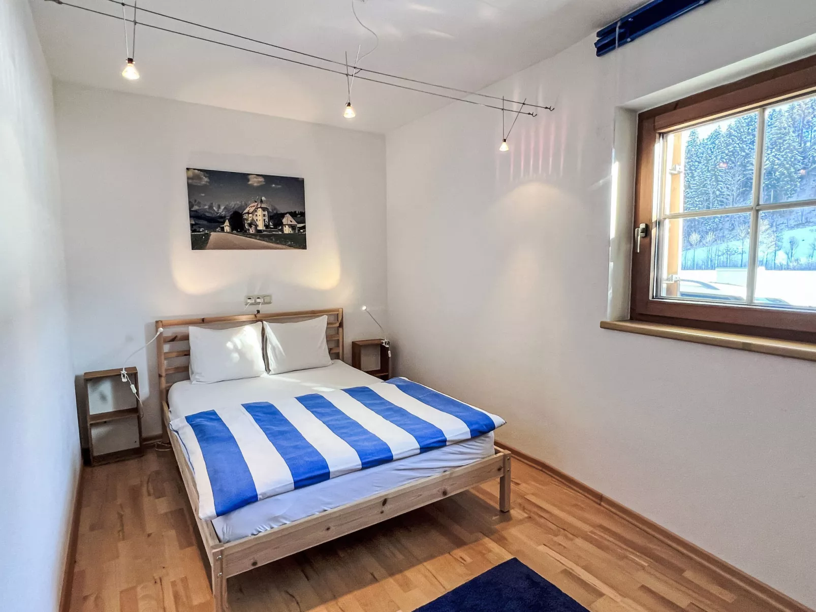 Blauer Elefant-Binnen