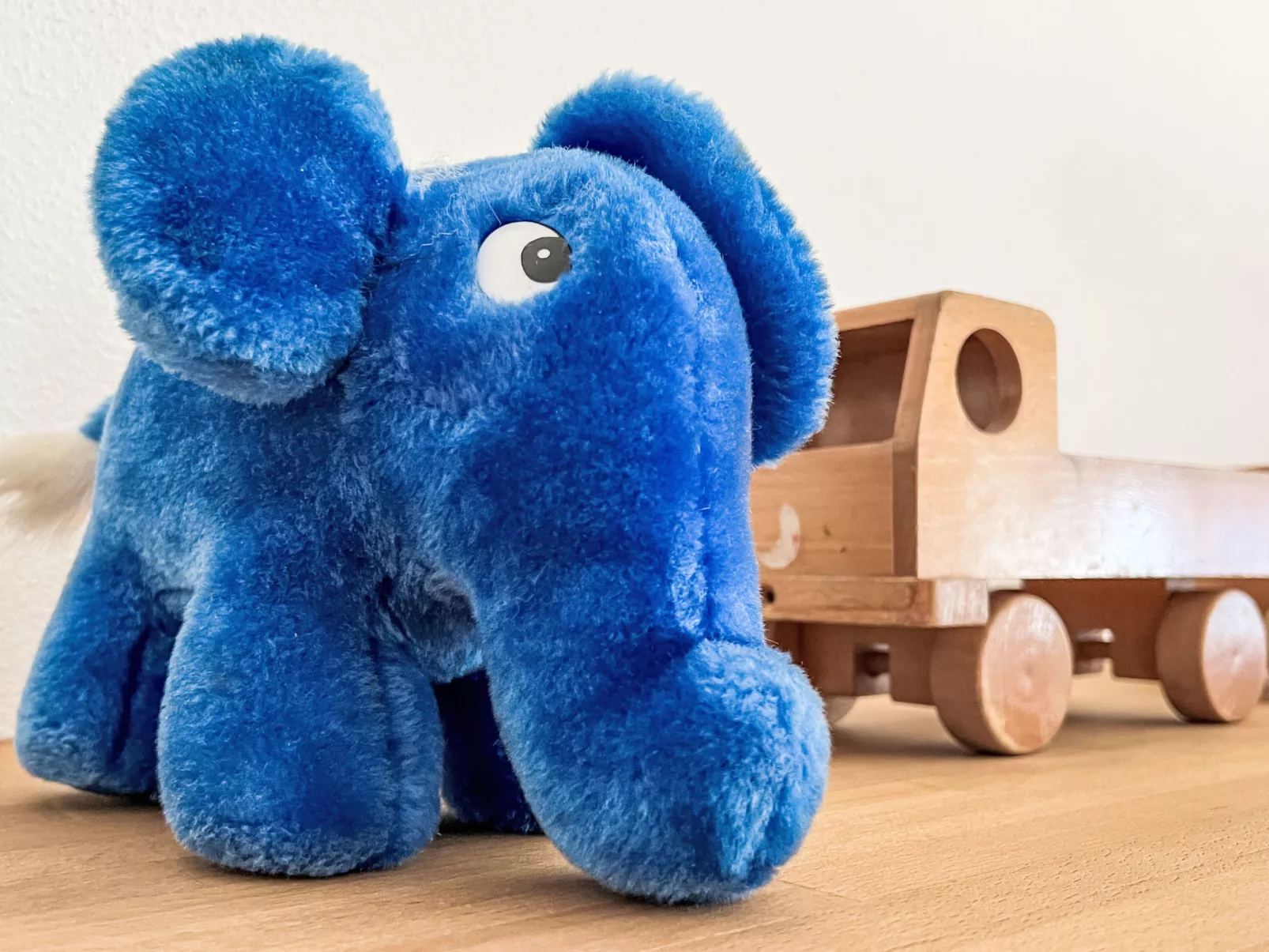 Blauer Elefant-Binnen
