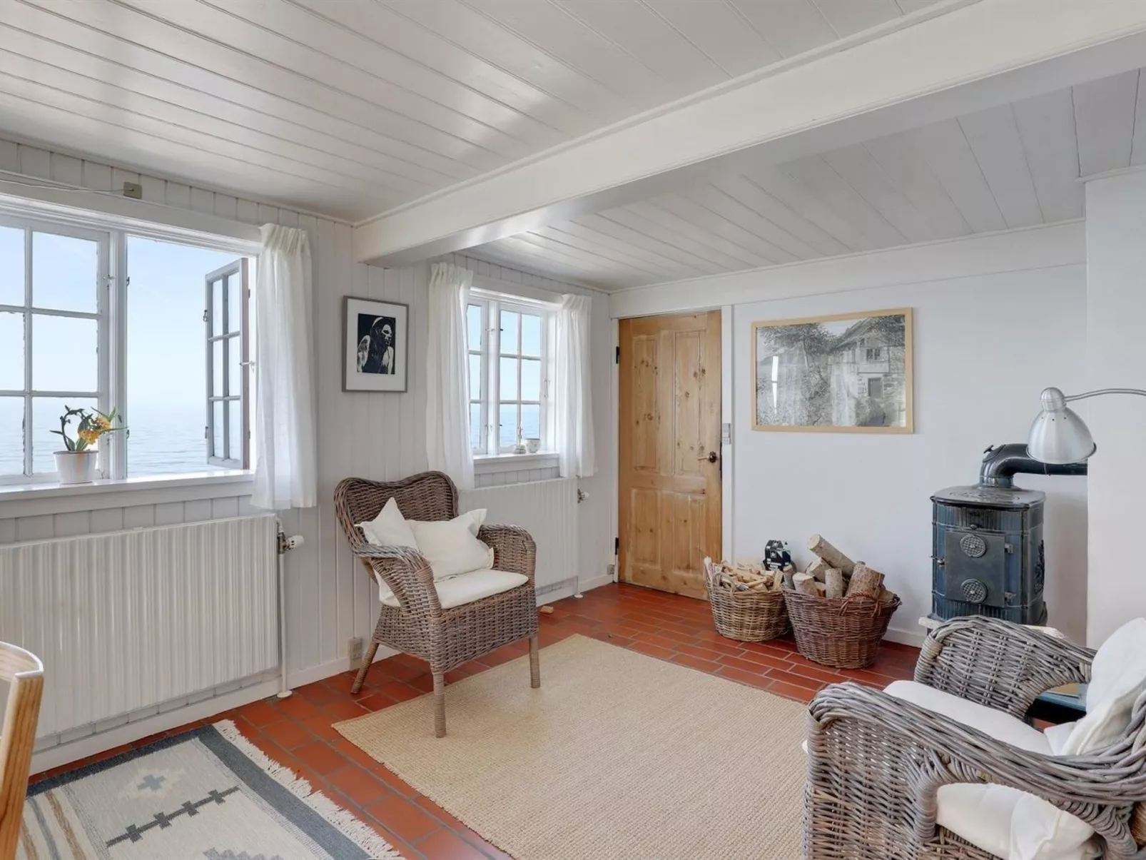 "Asgot" - 15m from the sea-Binnen