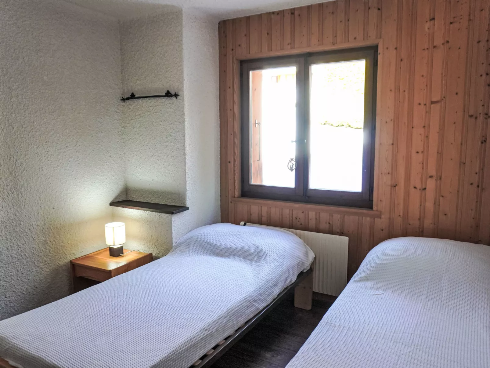 Gai Matin A21-Binnen