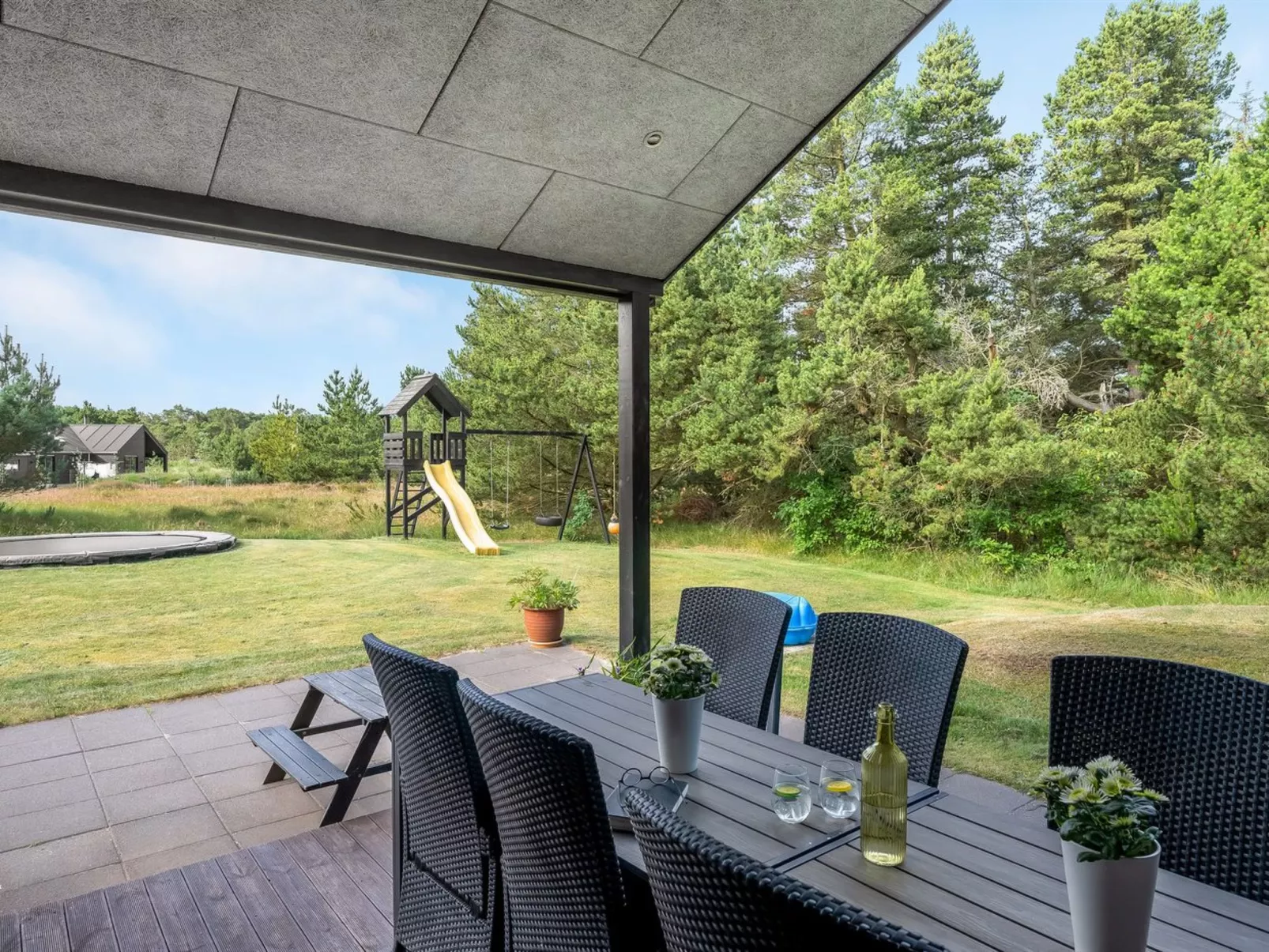 "Jonka" - 2km from the sea-Buiten