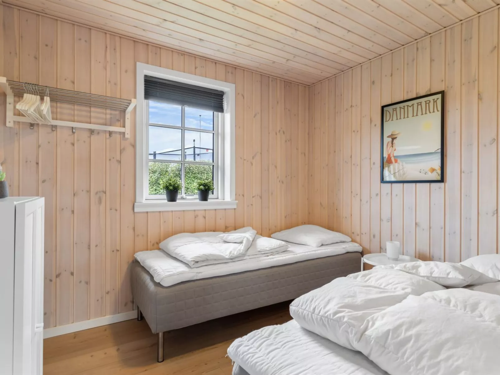 "Rixa" - 350m from the sea-Binnen