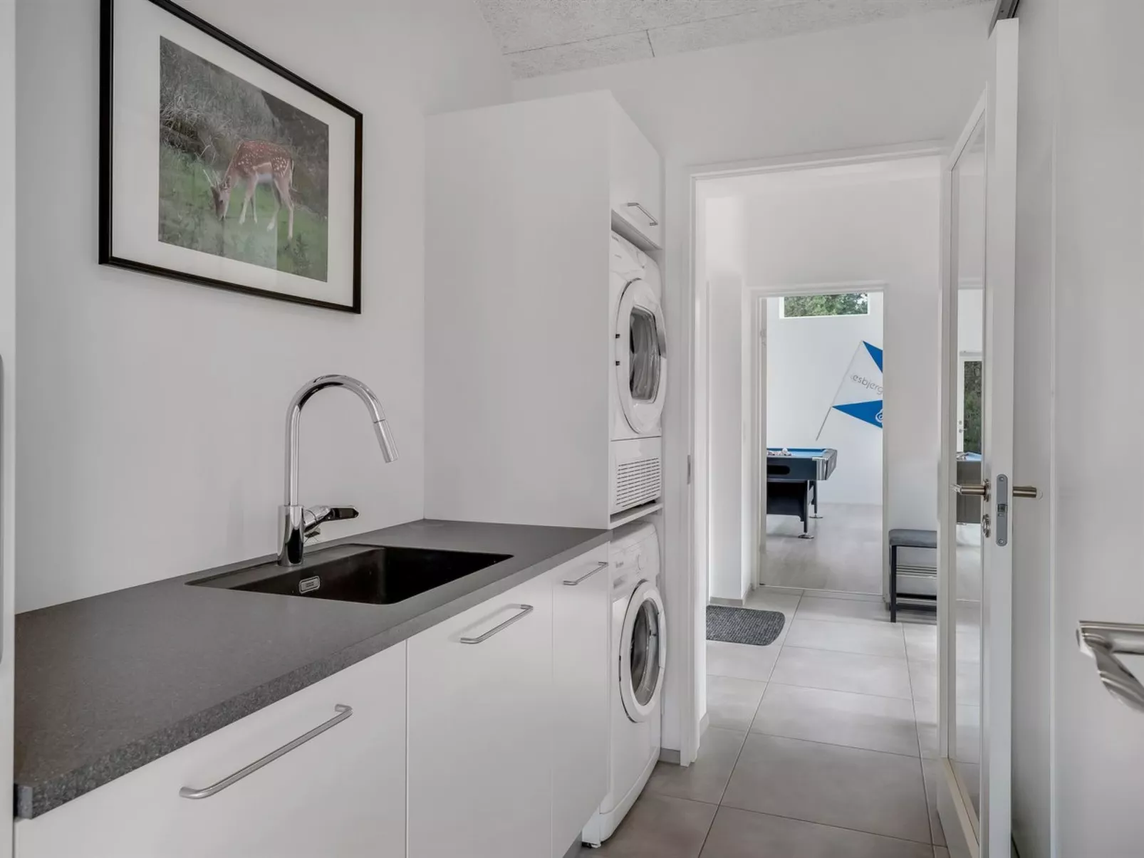 "Jonka" - 2km from the sea-Binnen