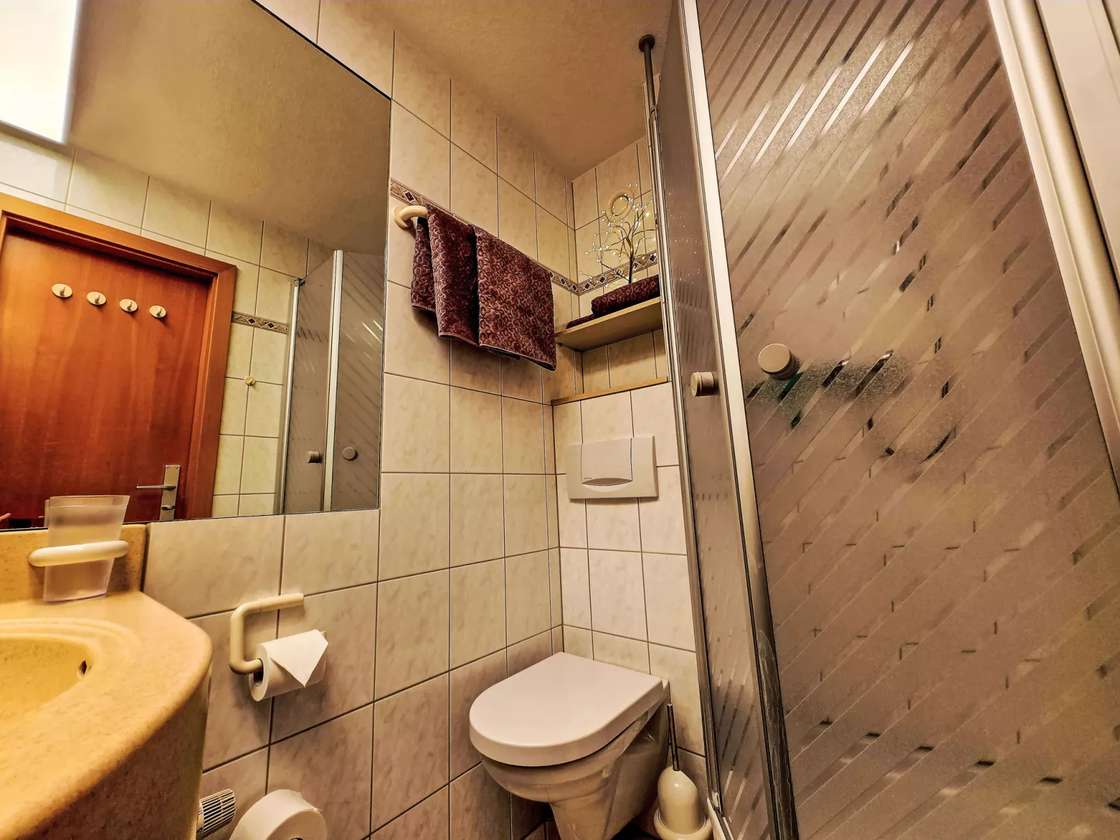 Nicole inkl. Schwimmbad und Sauna-Binnen